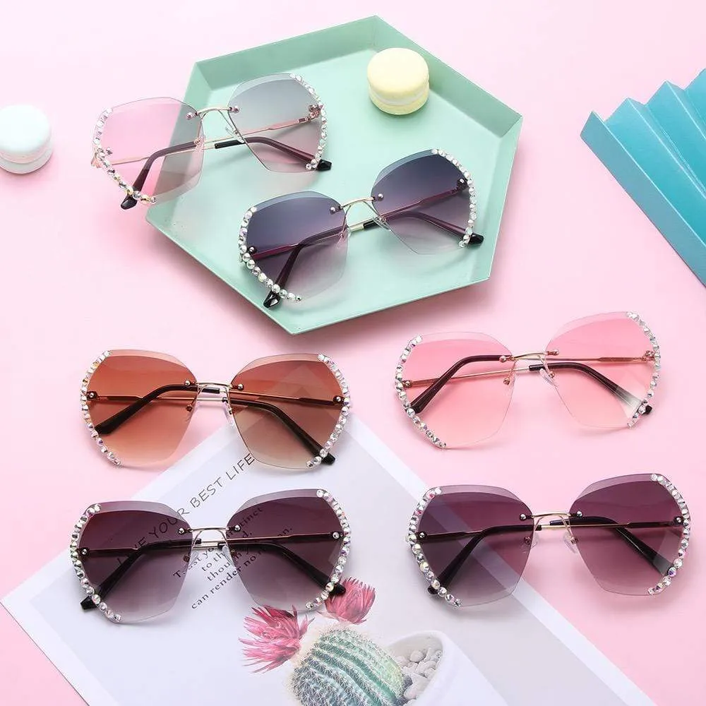 Retro Diamond Rimless Oversized Sun Glasses bee