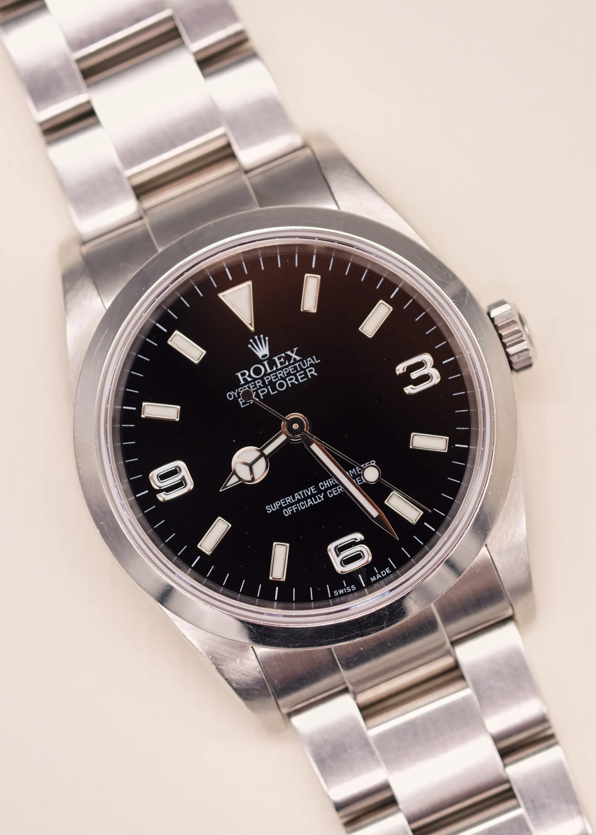 Rolex Explorer i 114270 w/Service Card - 2001