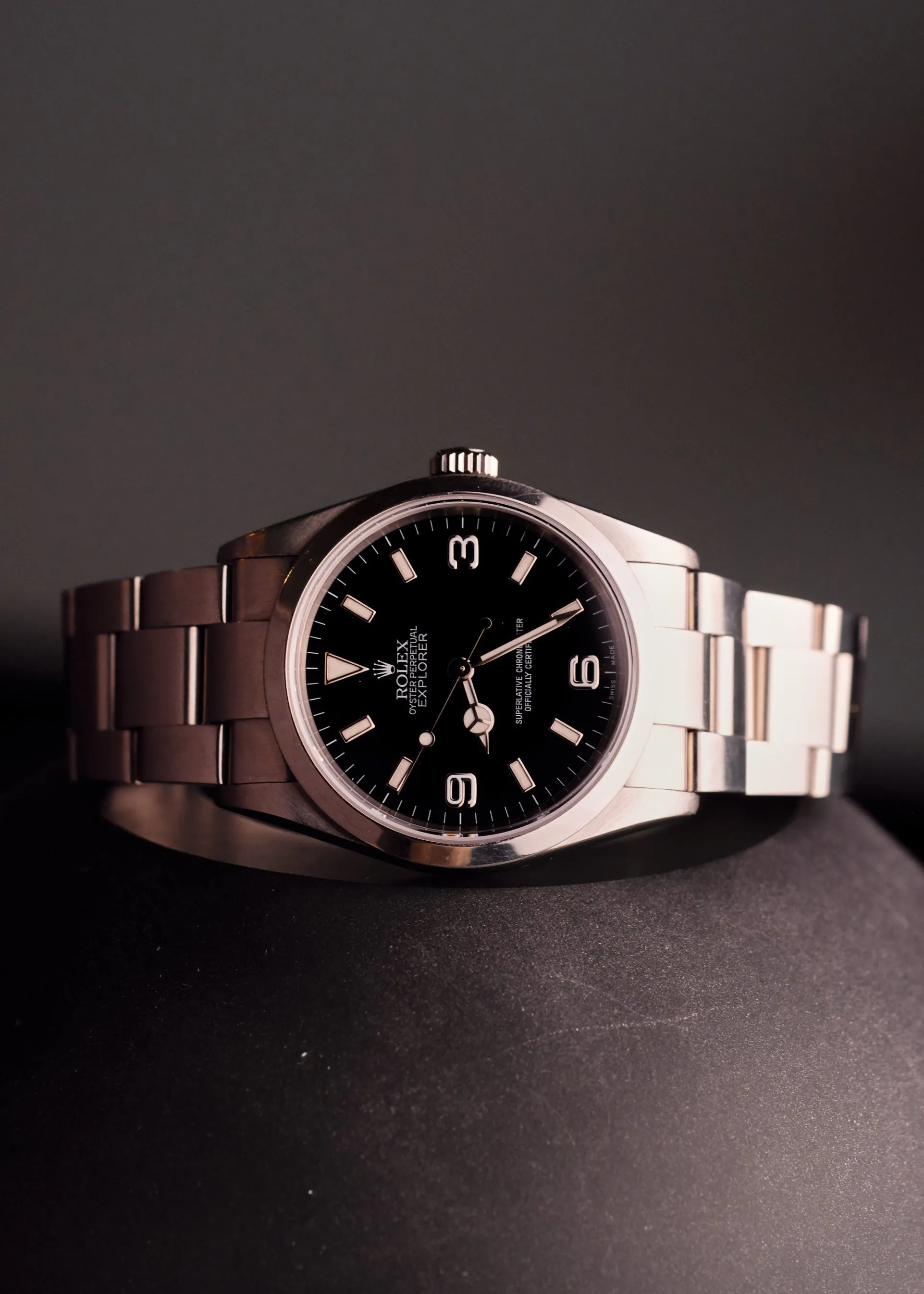 Rolex Explorer i 114270 w/Service Card - 2001