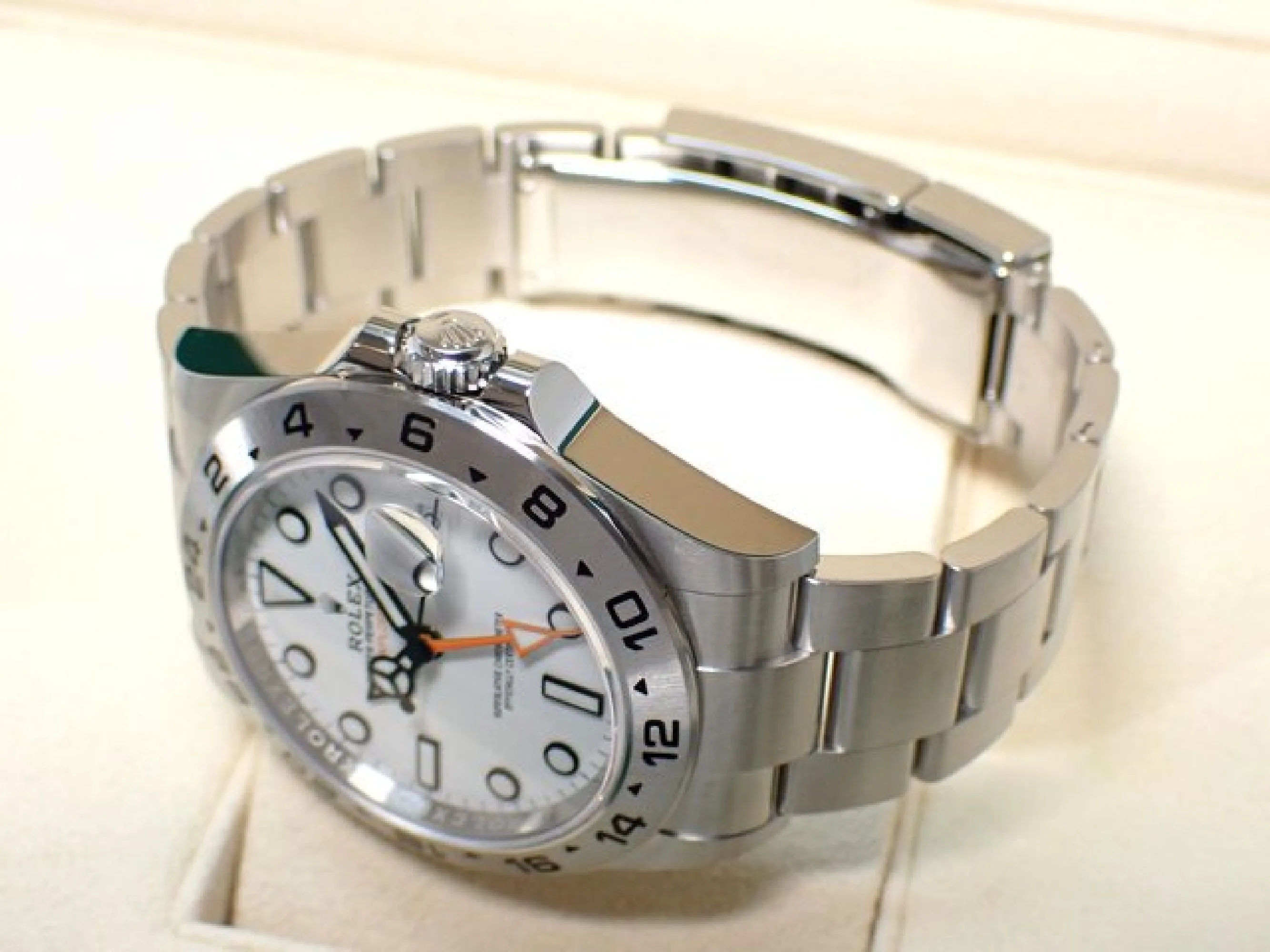 ROLEX EXPLORER II white Dial Ref.226570 Mens 182015081