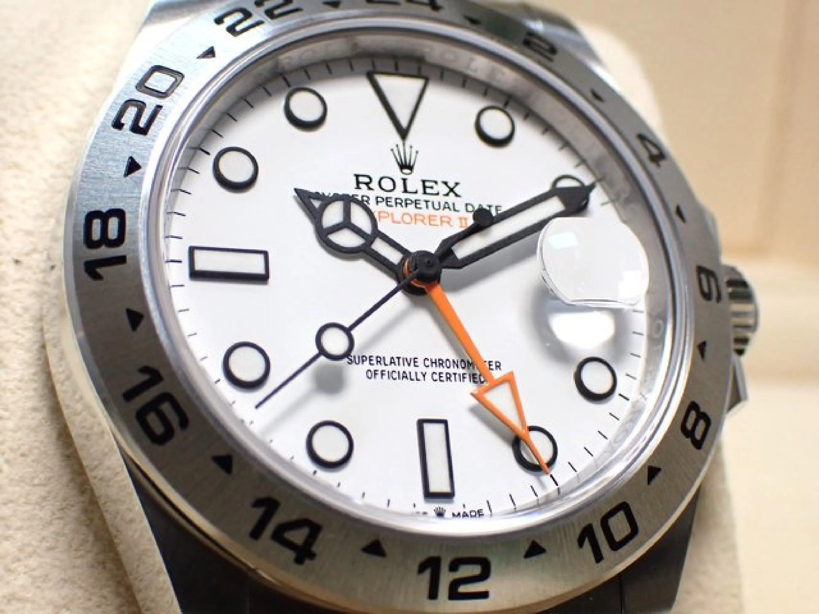 ROLEX EXPLORER II white Dial Ref.226570 Mens 182015081