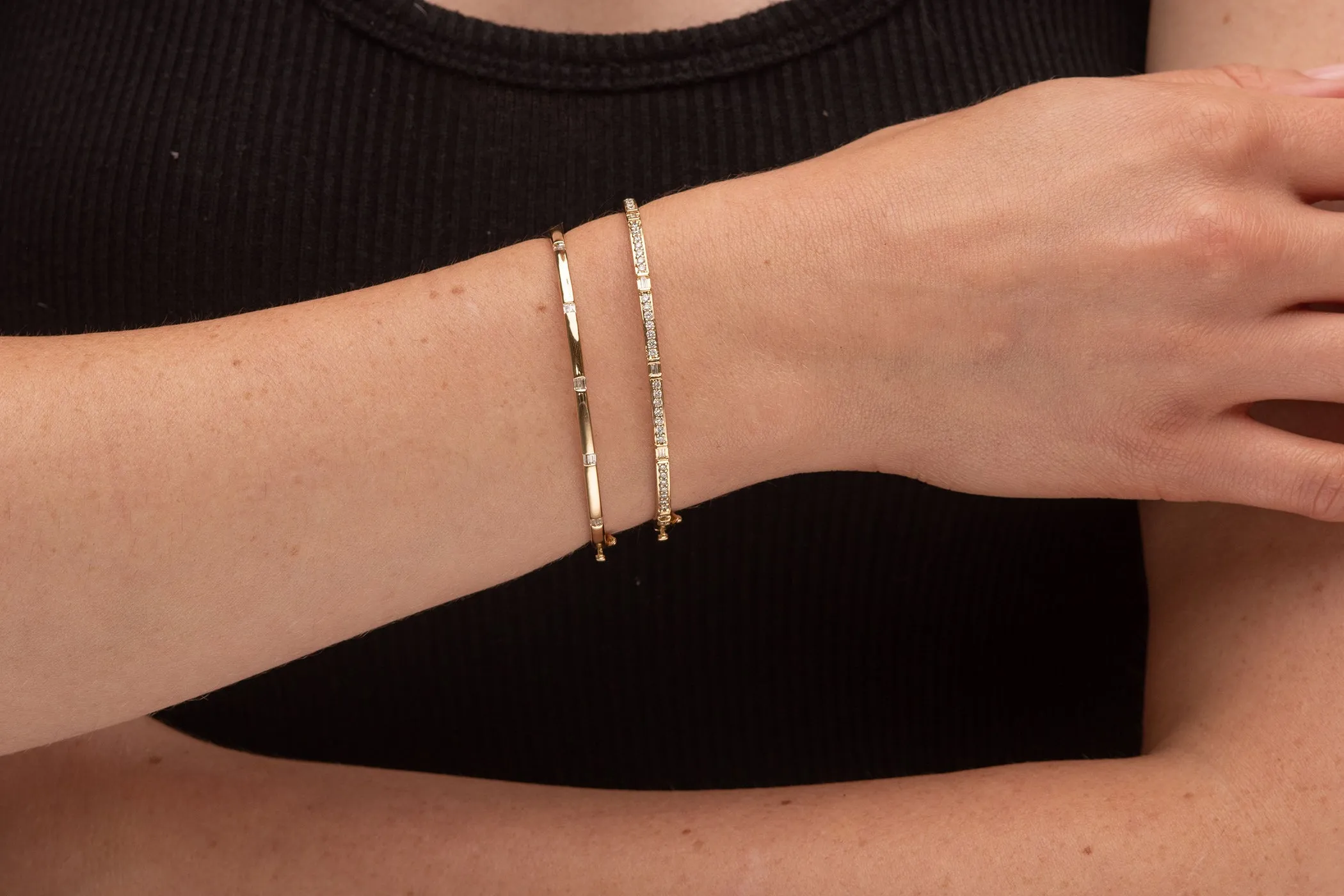 Round and Baguette diamond bangle