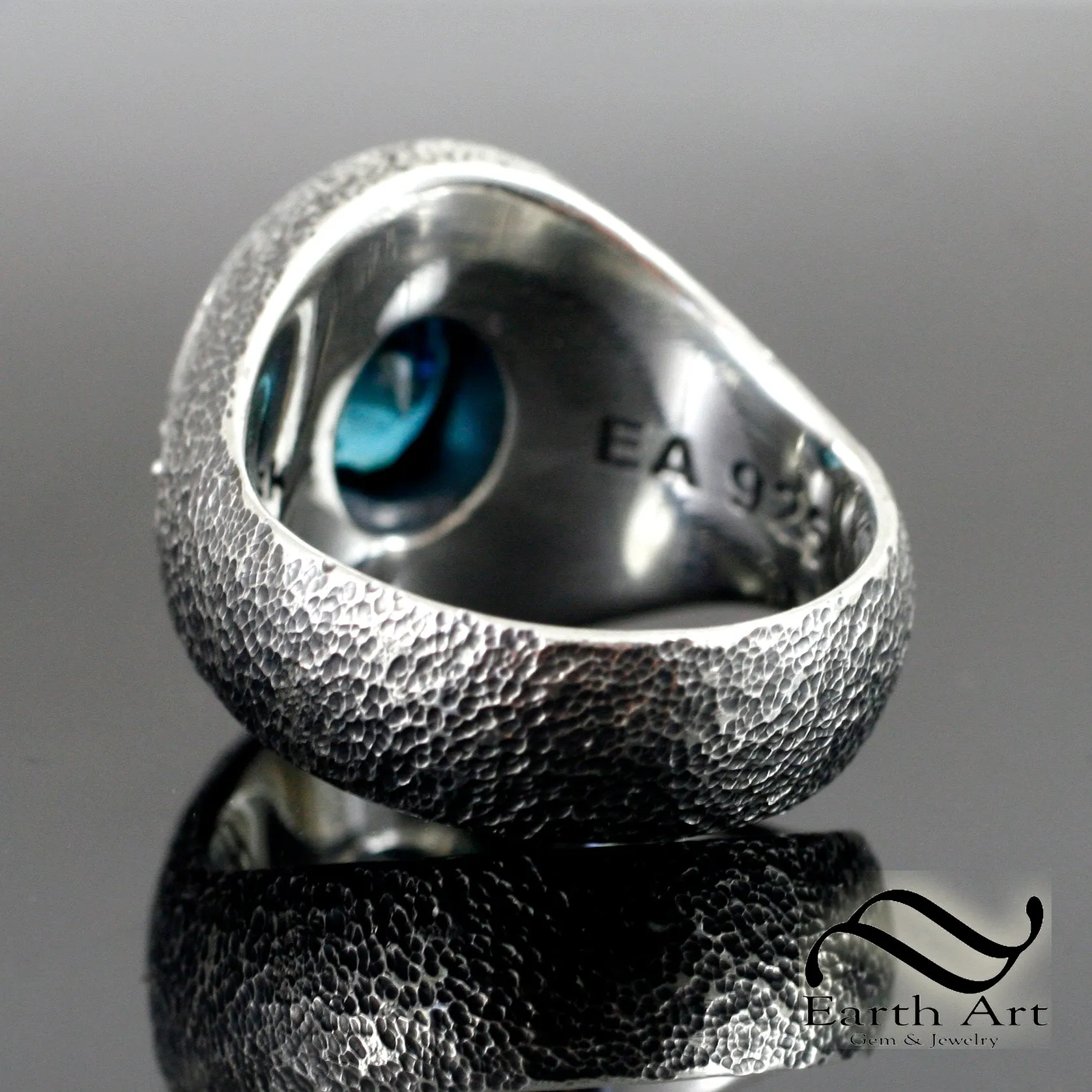 Rugged 5 ct Mens Blue Zircon signet Ring - Sterling silver & 18k