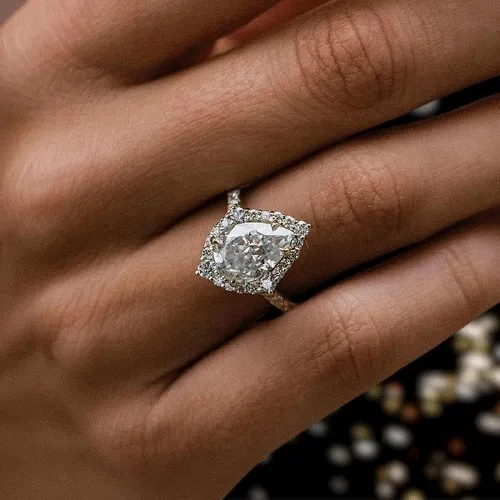Stunning Yellow Gold Halo Pear Cut Elegant Engagement Ring