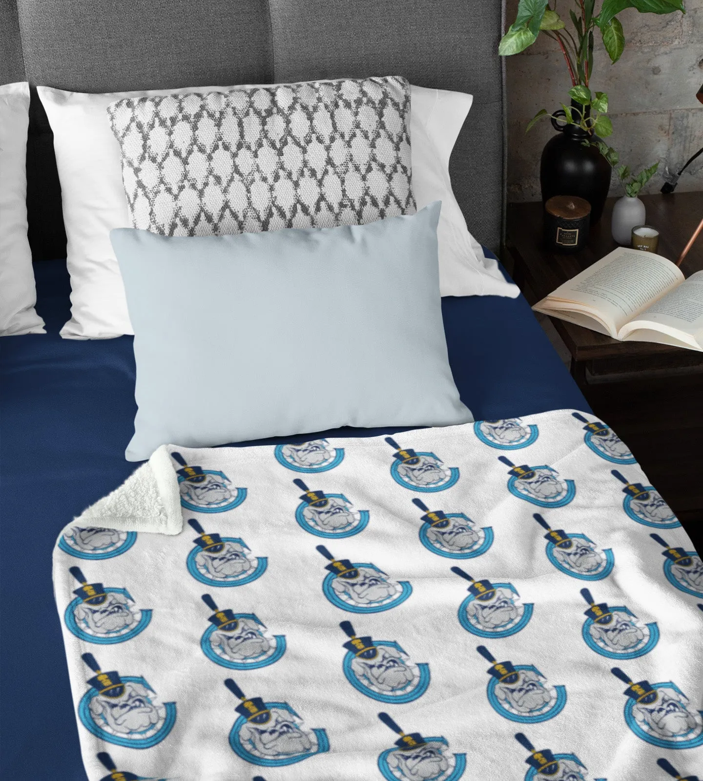 The Citadel, Vintage C Spike logo, White Blanket