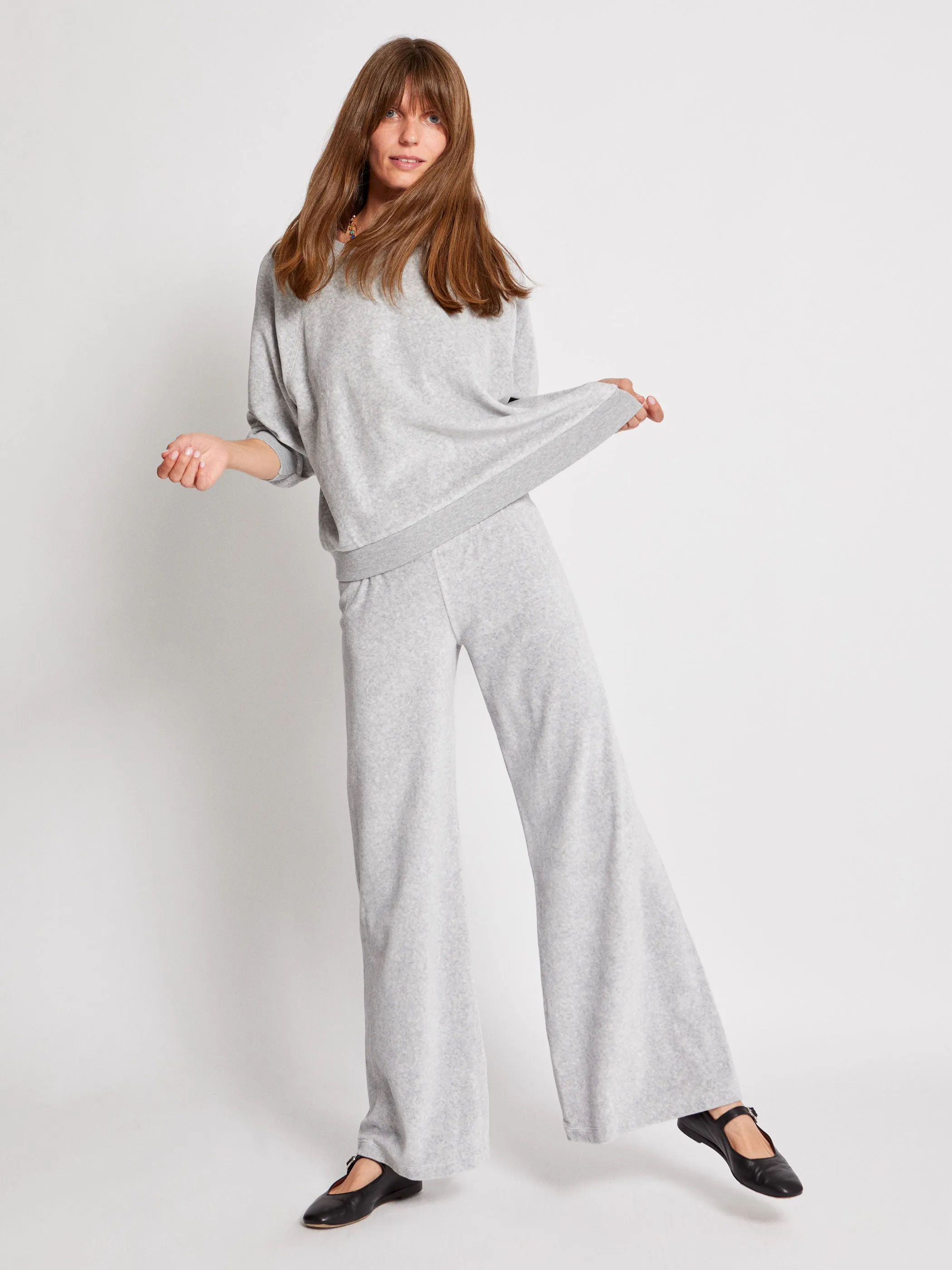The Samos Oversized Sweatshirt in Velour