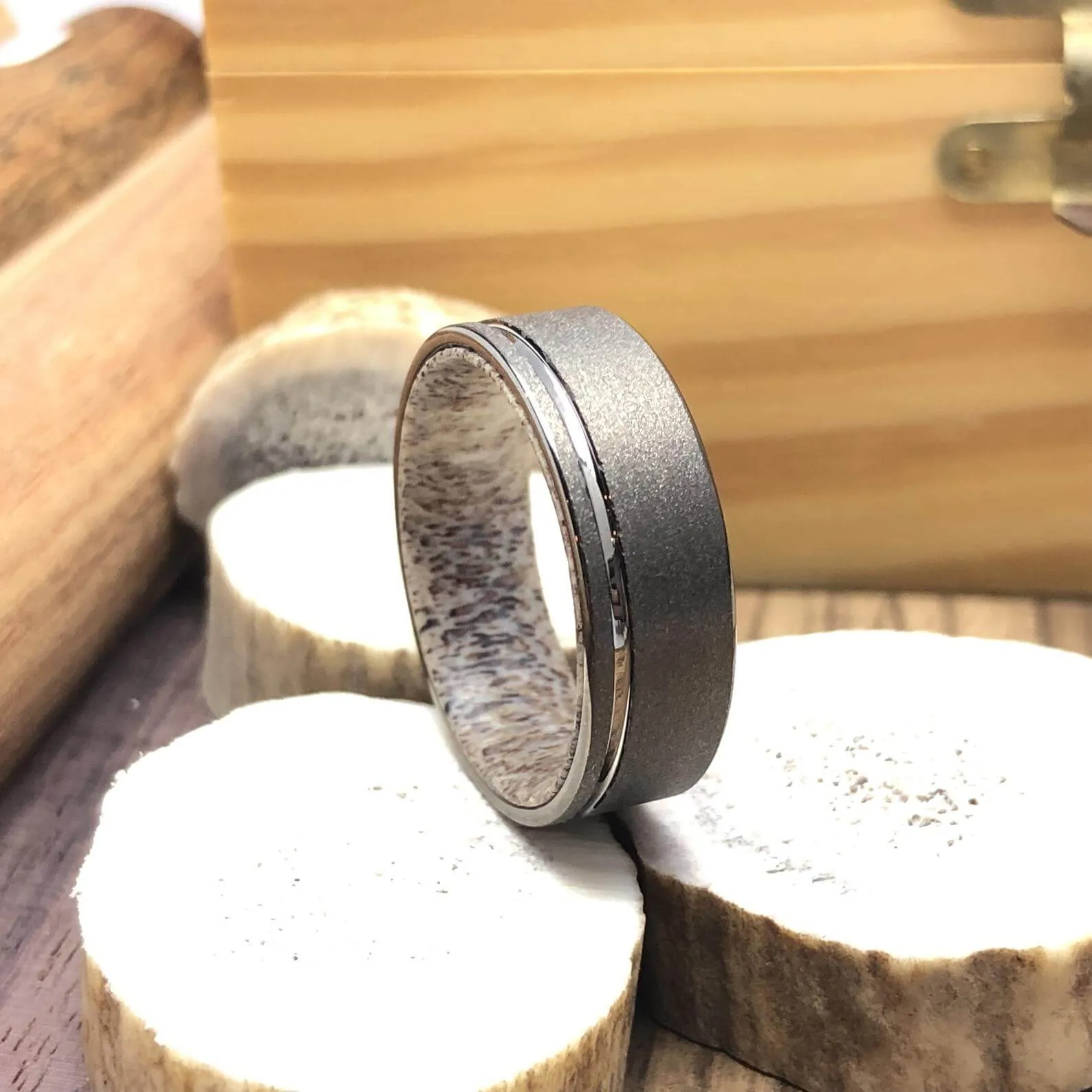 The Thinker | Men's Black Wedding Ring