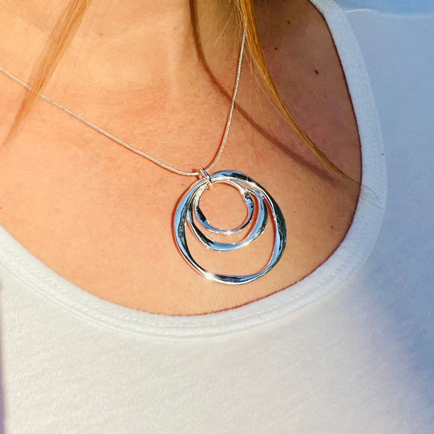 Three Circle Frosted Necklace