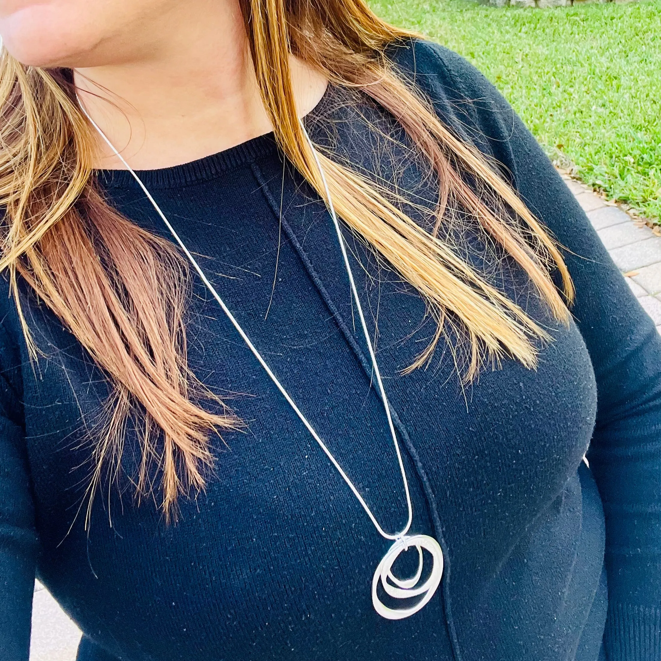 Three Circle Frosted Necklace