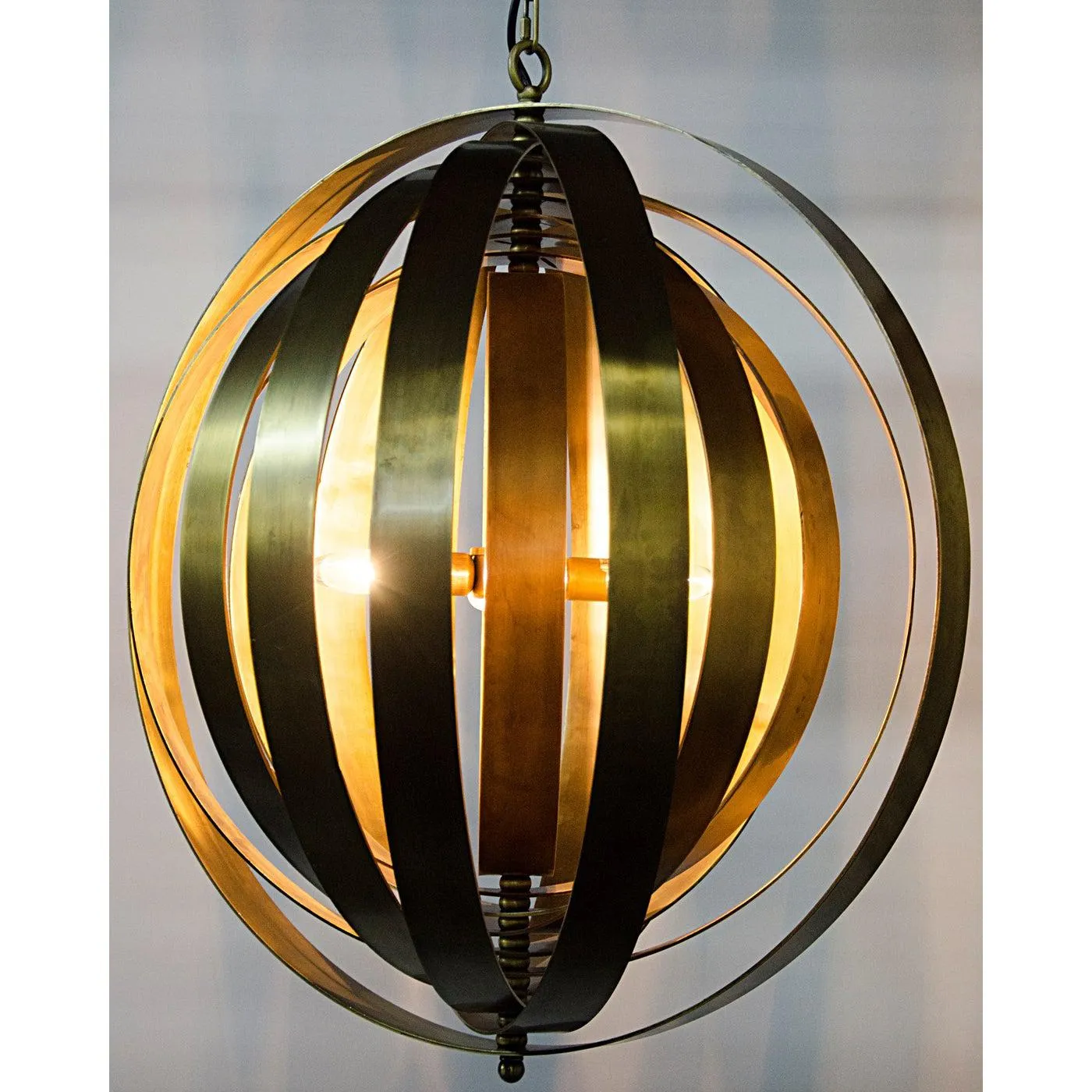 Tournant Pendant, Antique Brass