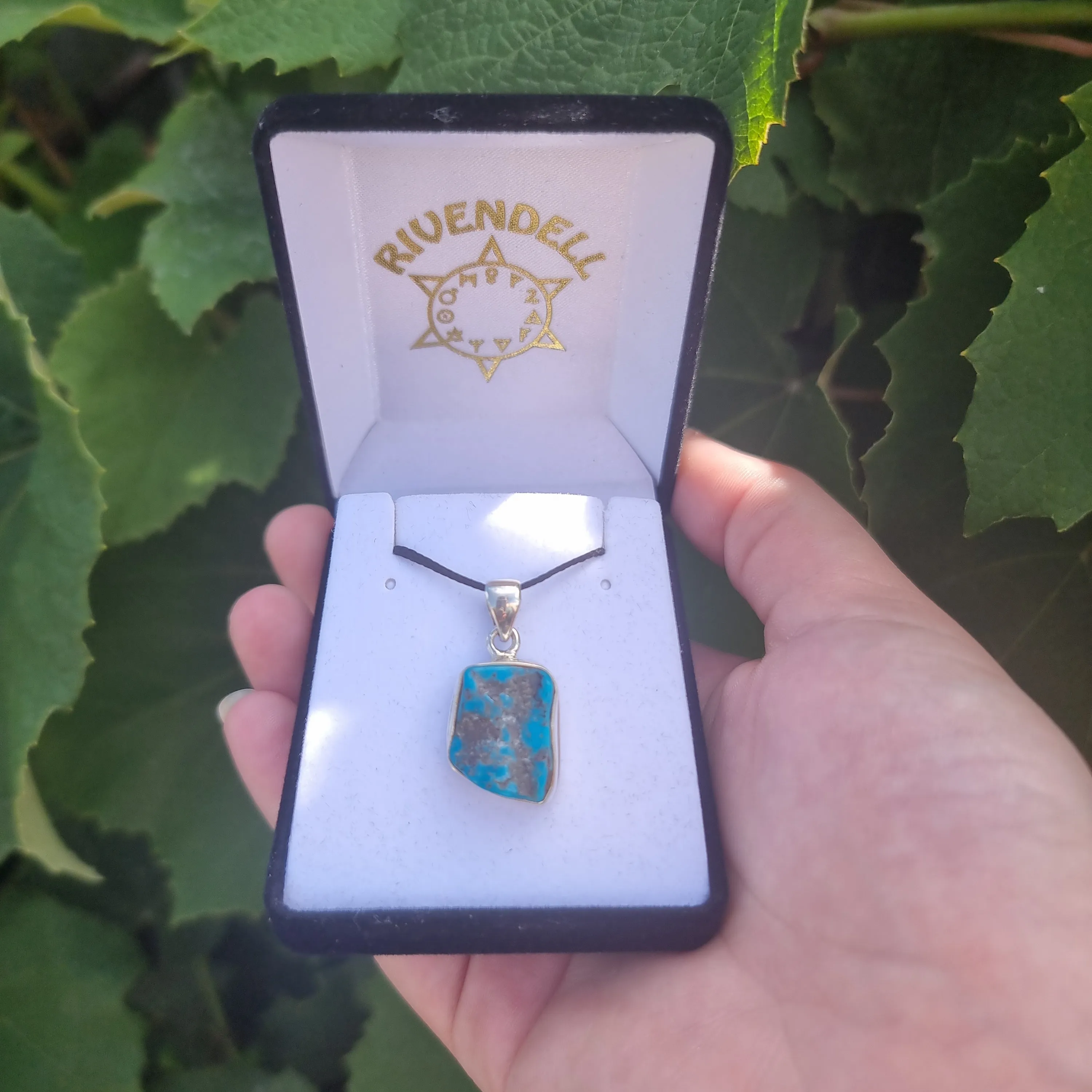 Turquoise pendant collection