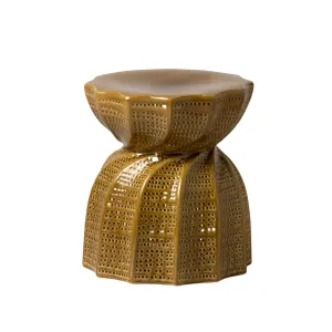 Twyst Stool