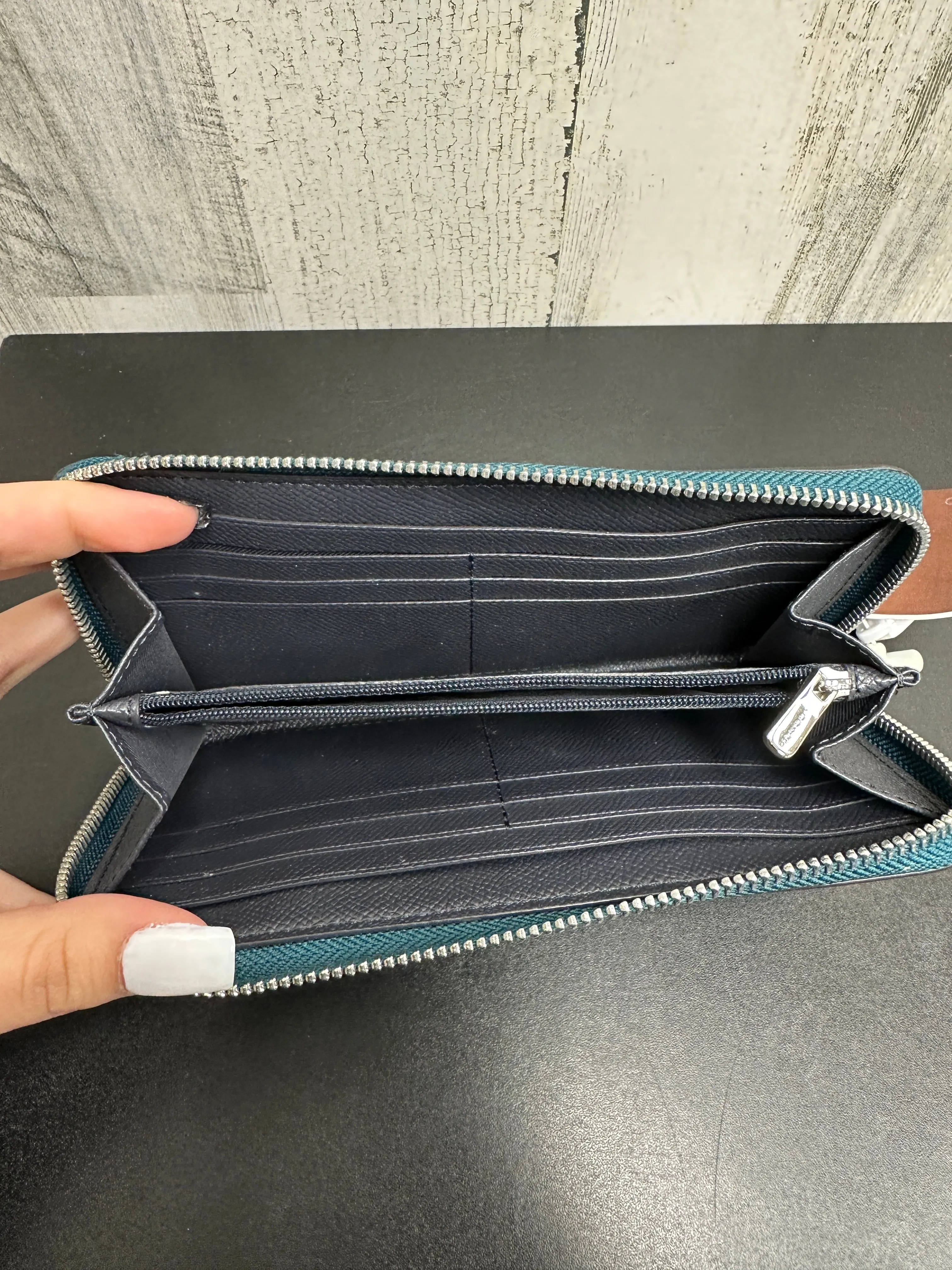 Wallet Designer By Coach  Size: Medium