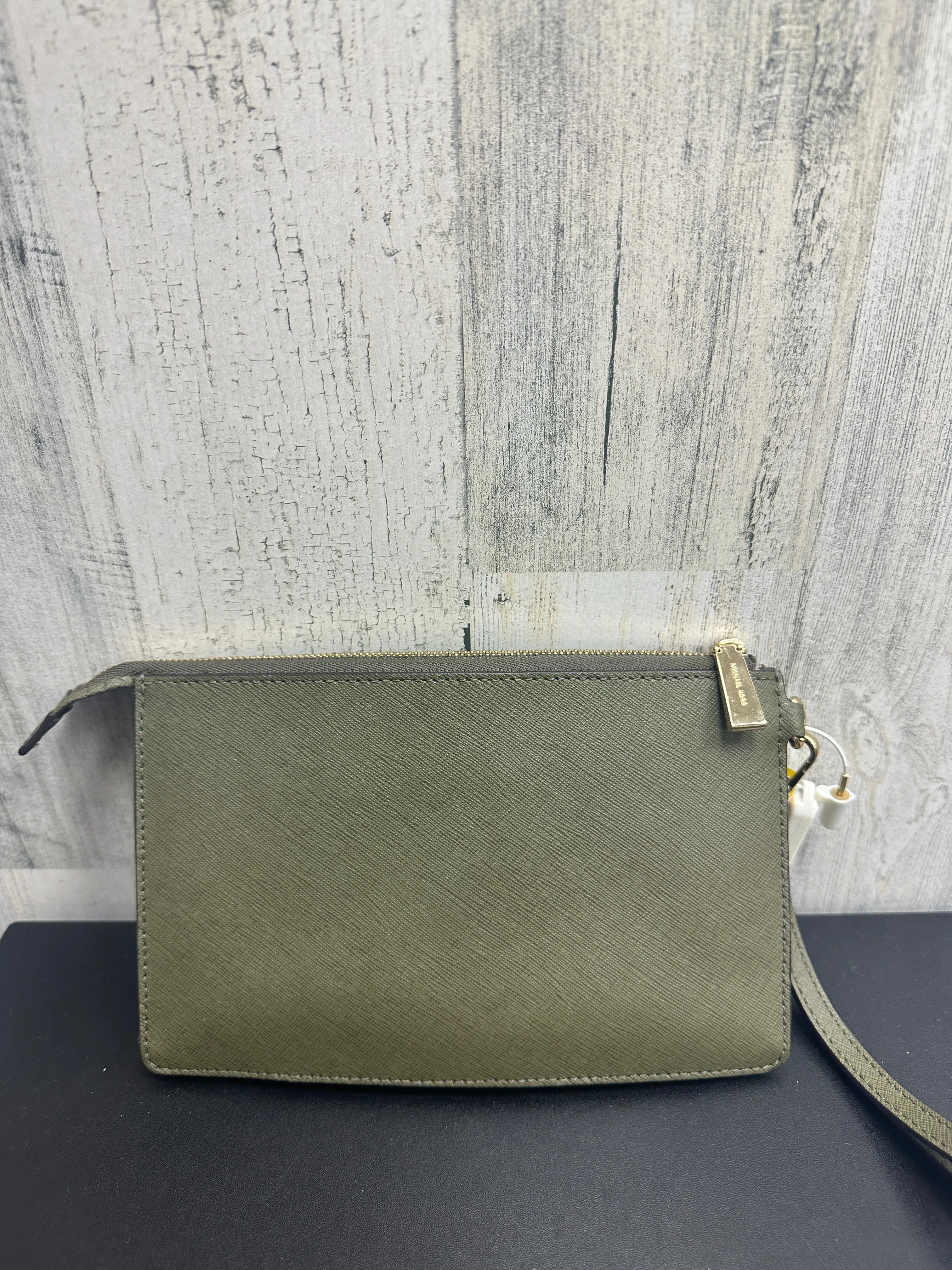 Wallet Designer By Michael Kors  Size: Small