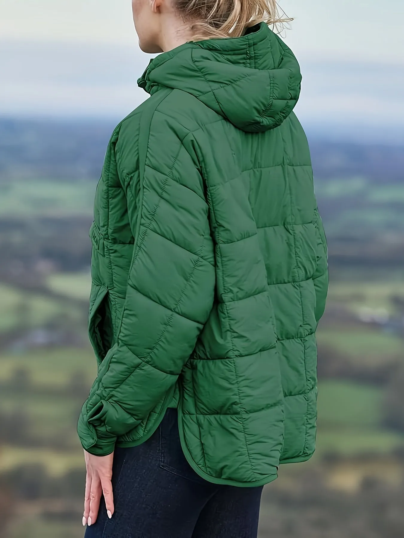 Womens Oversized Quilted Hooded Pullover Jacket