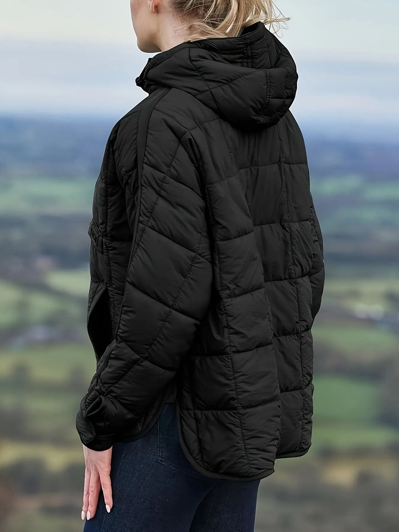Womens Oversized Quilted Hooded Pullover Jacket