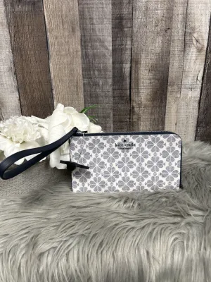 Wristlet Designer By Kate Spade  Size: Medium