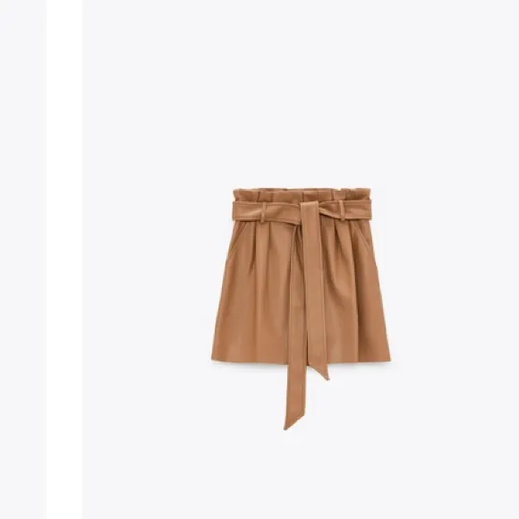 Zara leather elegant mini shorts