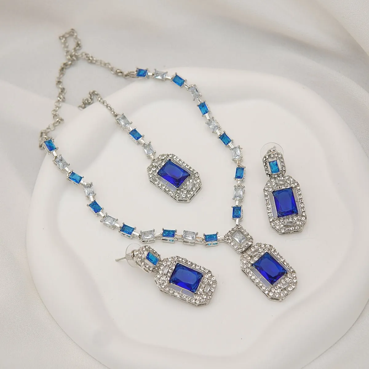 Zirconia Elegance Necklace Set
